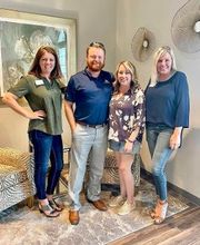 Twenty-Two Realty - The Robyn & Lanae Team image 7