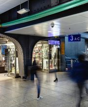 Ludwig Internationale Presse Köln Hbf.