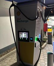 Shell Recharge Charging Station Bild 2