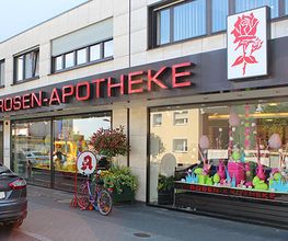 Aussenansicht der Rosen-Apotheke