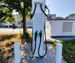Shell Recharge Charging Station Bild 1