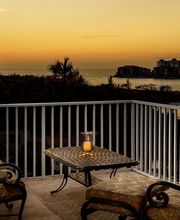 Olde Marco Island Inn & Suites image 11