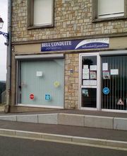 Juste avant le pont, à 100 mètres du lycée Auguste Chevalier.