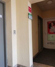 Lebach Aufzug und Eingang zum Studienkreis