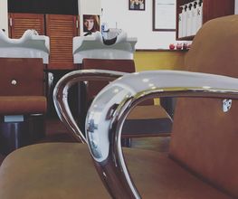Lambo Friseur Bild 3