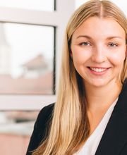 Final_1_-24-07-2023_Frau Wirsching - Kanzlei - Breiter-1397.jpg