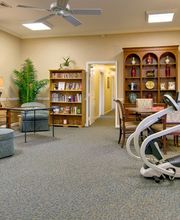 Parkway Cove Senior Living image 3