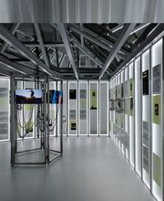 On Flagship Store Zurich Limmatquai Bild 3