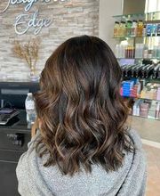 Designers Edge Hair Studio & Bella Vita Garden Spa image 3