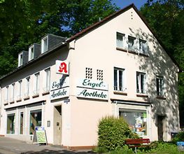 Aussenansicht der Engel-Apotheke