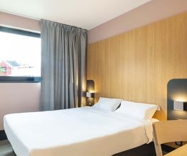 B&B HOTEL Cholet Sud image 1