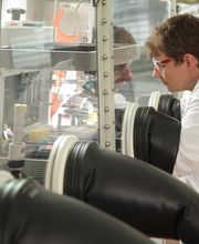 Solvias AG - Wissenschaftlicher Mitarbeiter an der Arbeit