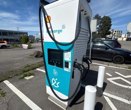 Shell Recharge Charging Station Bild 4