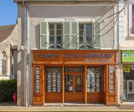 Cabinet Hulot Immobilier image 4