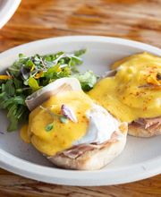 Quiero Restaurants image 9