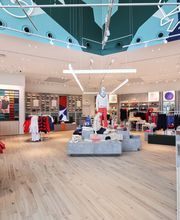Overall View - In-Store