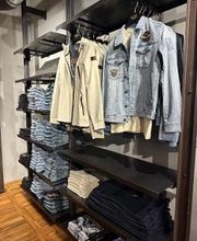 PME Legend Store Bild 11