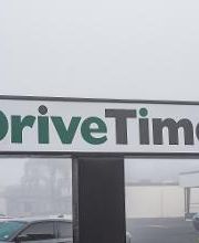 Tight shot of DT logo