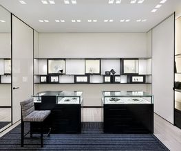 CHANEL image 6