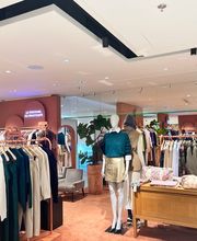 Printemps Les Terrasses du Port image 3