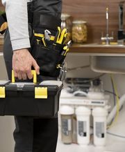 service-maintenance-worker-repairing-2048x1365.jpg