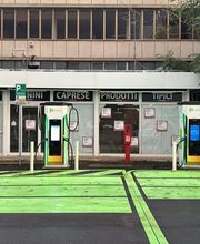 IPLANET Ricarica in sicurezza in modalità ultra fast per tutti i veicoli elettrici.