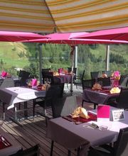 Unsere Terrasse im Sommer