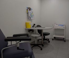 salle-de-service-pharmacie-sun-store-sion-midi