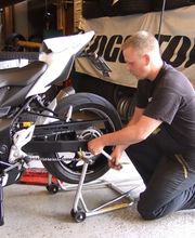 Pneu Center Buchegger AG Bild 1