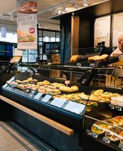 Junge Die Bäckerei. Bild 11