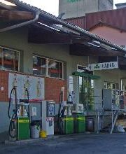 AGROLA Tankstelle in Rickenbach, Luzern; mit mehreren Tanksäulen bei LANDI Laden