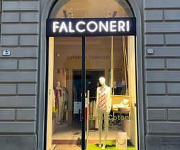 Falconeri immagine 1