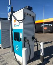 Shell Recharge Charging Station Bild 2