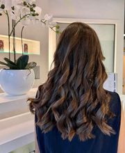 Elegance hair and beauty Bild 2