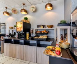 B&B HOTEL Sète Centre Gare image 11