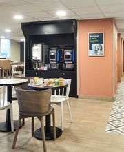 B&B HOTEL Paris Nord Gonesse Parc des Expos image 7