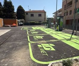 IPlanet Ricarica in sicurezza in modalità ultra fast per tutti i veicoli elettrici.