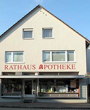 Aussenansicht der Rathaus-Apotheke Illingen