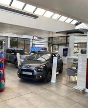 Innenansicht CITROEN Autohaus Kockjoy