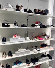 JACADI PARIS ST DOMINIQUE image 16