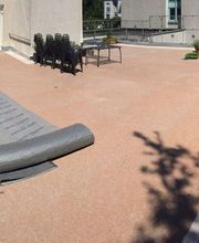 Die Nummer 1 bei Deutschlands Bauherren ist das Steildach. Kein Wunder, so bietet es doch zahlreiche Pluspunkte fürs Wohnen, überzeugt aber auch unter wirtschaftlichen und energetischen Aspekten. Wir erarbeiten den Neuaufbau auf Wunsch mit PUR-Aufsparrendämmung 80 mm, Linitherm und übernehmen Neueindeckung mit Koramic Flachdachpfannen, einschl. aller Klempnerarbeiten. So wie beispielsweise bei der Neueindeckung der Amerikanischen Botschaft in Berlin. 

Auch die Neukonstruktion von Dachgauben mit anschließender Altdeutscher Schiefereindeckung einschl. eingebundenen untergelegten Hauptkehlen und aufgelegten Wangenkehlen gehören zu unserem Portfolio. 

Sie möchten ein denkmalgeschütztes Haus sanieren wozu auch der komplette Rückbau des asbesthaltigen Dachaufbaus gehört? Auch das ist kein Problem für Rohde Dach GmbH. Sprechen sie uns an.