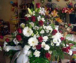 floristeria-es-roseret-ramo-rosas-01.jpg