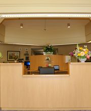 Villa Valencia Healthcare Center image 7