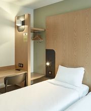 B&B HOTEL Orly Chevilly Marché International image 6