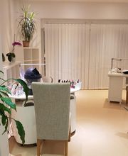 Kosmetikstudio Perfect Nails Bild 3