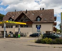 AGROLA Tankstelle in Niederweningen bei Volg - überdacht