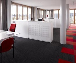 comercial-de-interiorismo-robredo-interfaceflor-01.jpg