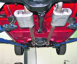 Harms - Mustang von unten