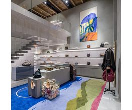 LOEWE Montenapoleone immagine 9
