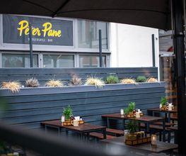 PETER PANE Burgergrill & Bar Bild 3